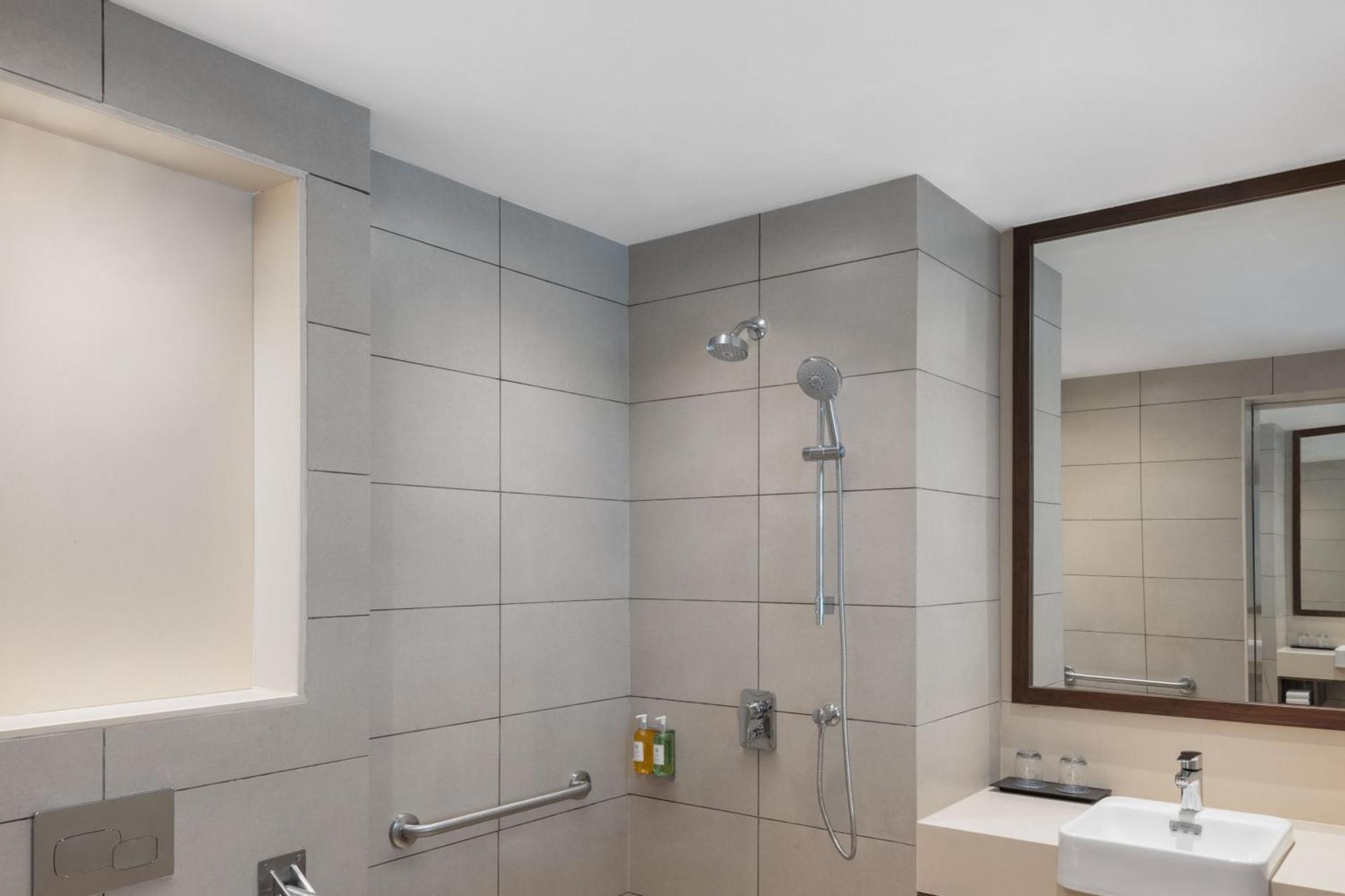 Fairfield By Marriott Goa Benaulim Hotel Buitenkant foto